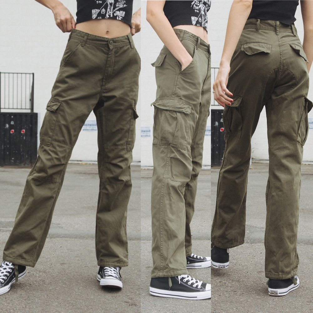 Brandy Melville Olive Green Piper Cargo Pants